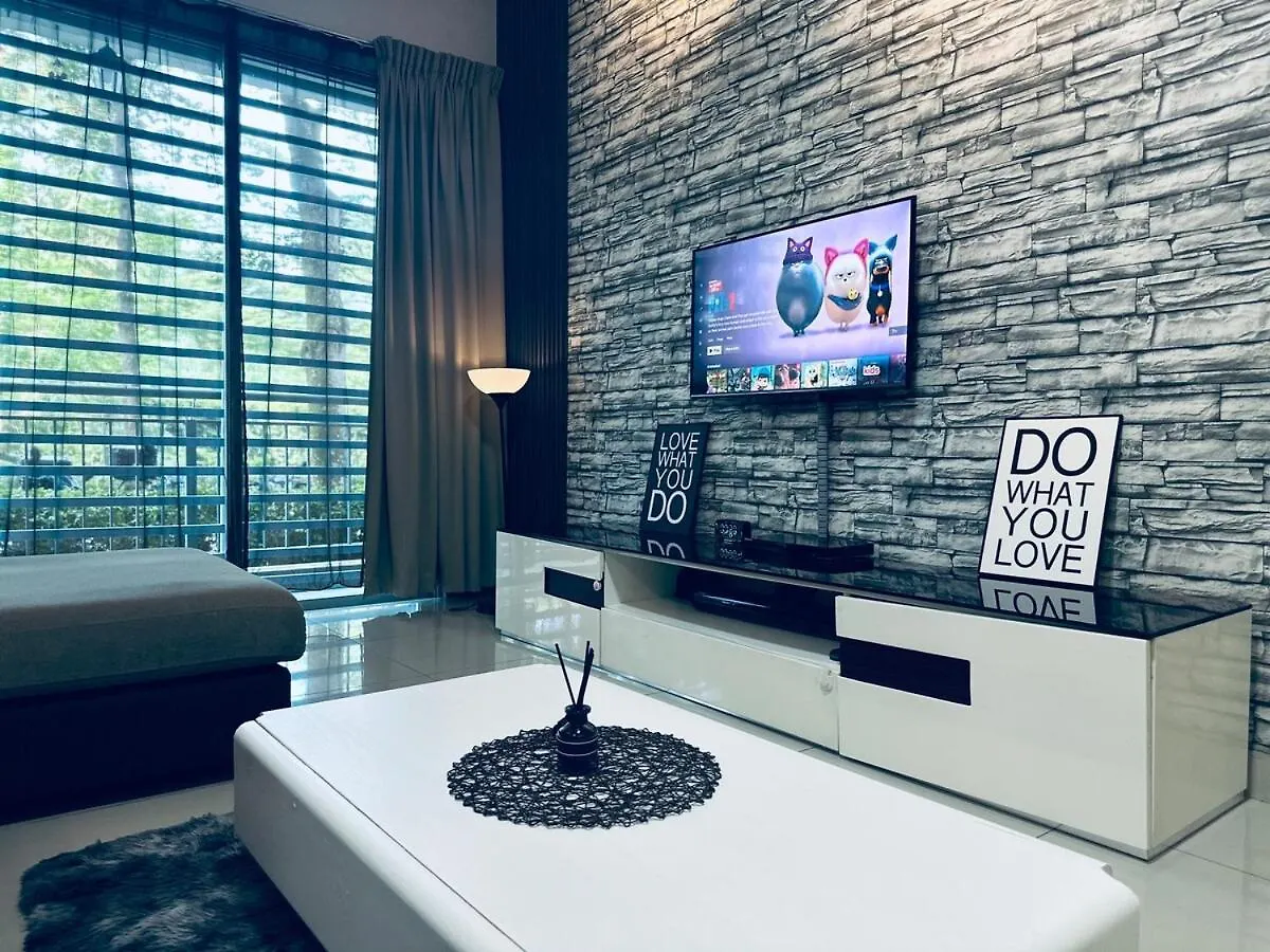 아파트 Johor Big & Cozy Home, Easy Parking, 2Rooms, Fast Wifi 조호르 바루